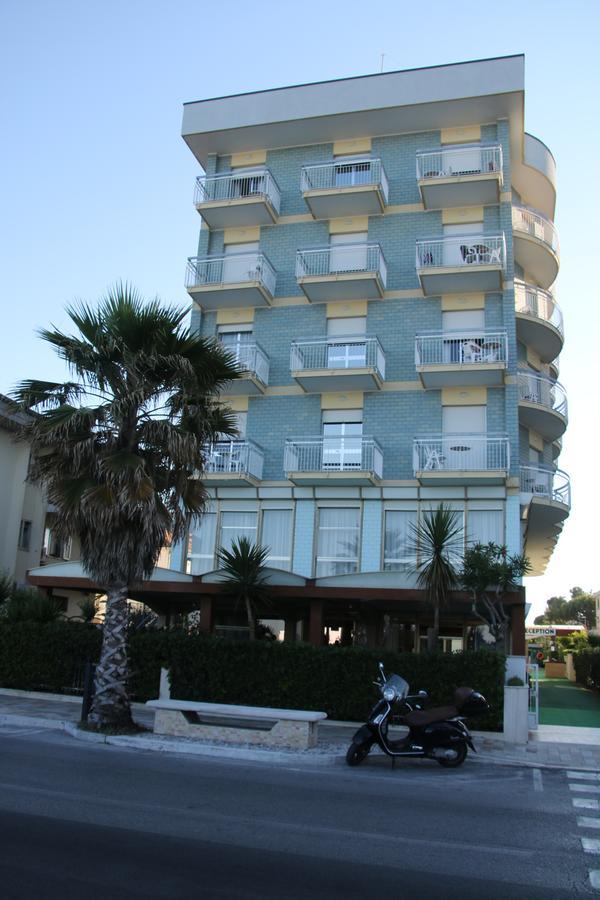 Boston 3* Alba Adriatica